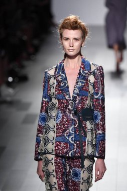 Francesca Liberatore defile 