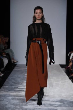  Naersi defile 