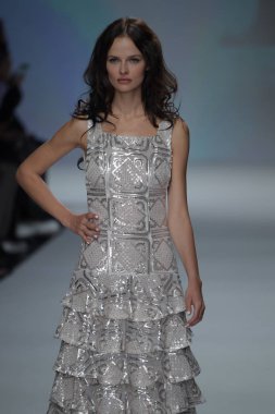 Malan Breton Ss18 defile