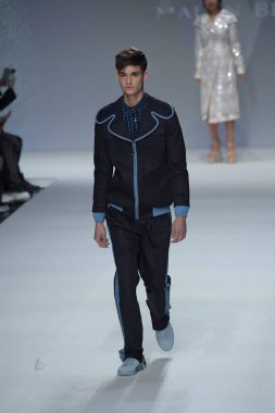 Malan Breton Ss18 defile