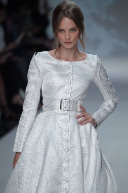 Malan Breton Ss18 defile