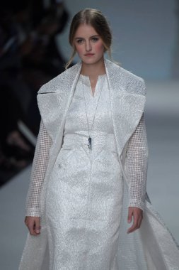 Malan Breton Ss18 defile