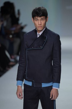 Malan Breton Ss18 defile