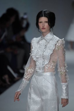 Malan Breton Ss18 defile