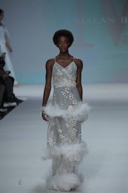 Malan Breton Ss18 defile