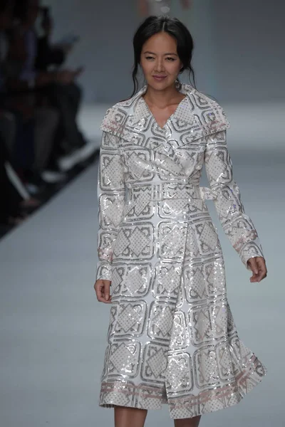 Malan Breton Ss18 defile