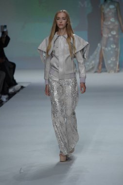 Malan Breton Ss18 defile