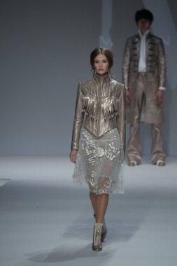 Malan Breton Ss18 defile