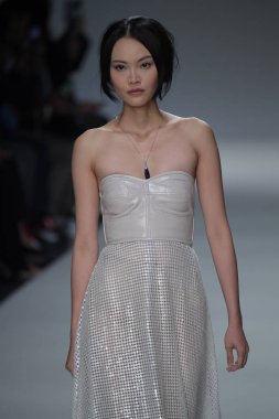 Malan Breton defile