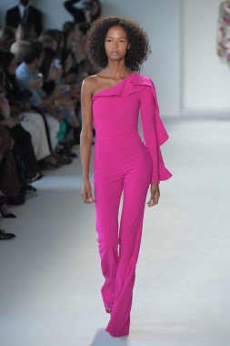 Christian Siriano defile 