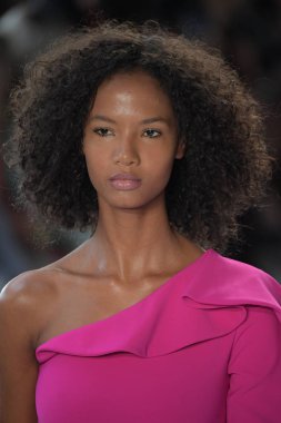 Christian Siriano defile 