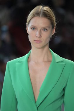 Christian Siriano defile 