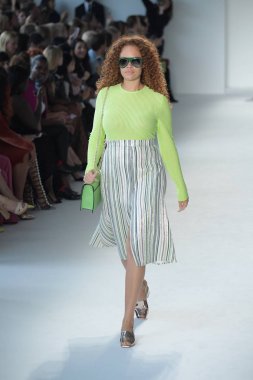  Christian Siriano defile