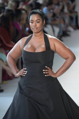  Christian Siriano defile