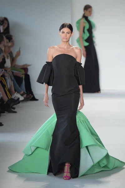 Christian Siriano fashion show — Stock Photo, Image