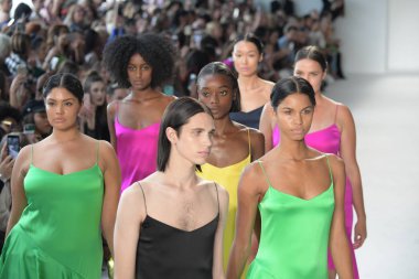 Christian Siriano defile 