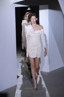 Kendi portresi ilkbahar yaz 2018 