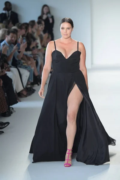 Desfile de moda de Christian Siriano —  Fotos de Stock