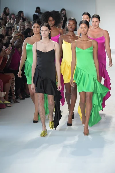 Christian Siriano fashion show — Stock Photo, Image