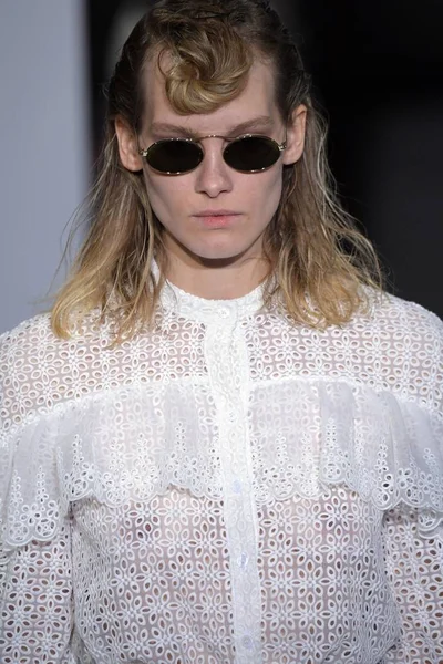 Kendi portresi ilkbahar yaz 2018 