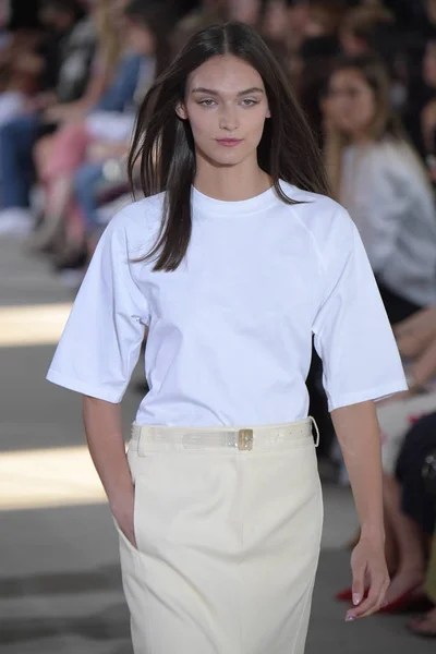 Tibi modeshow — Stockfoto