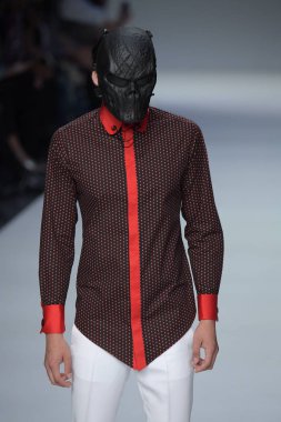 Peyman Umay moda gösterisi