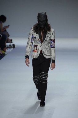 Peyman Umay moda gösterisi