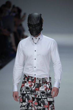 Peyman Umay moda gösterisi