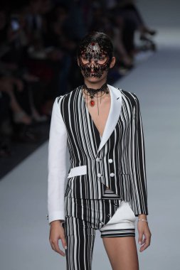 Peyman Umay moda gösterisi