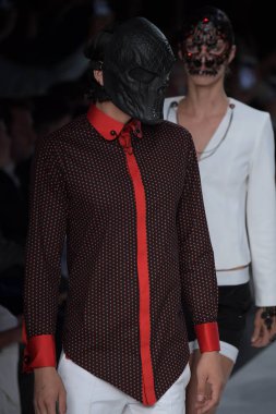  Peyman Umay moda gösterisi