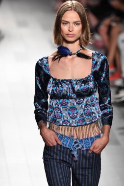  Anna Sui defile 