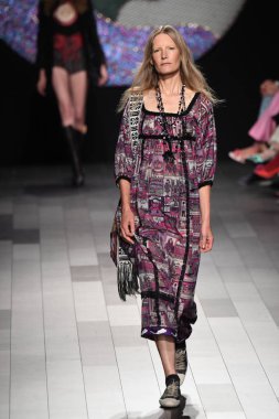  Anna Sui defile 