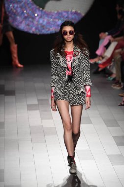 Anna Sui defile 