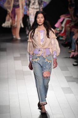 Anna Sui defile 