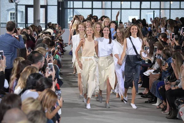 Tibi bahar 2018 defile 