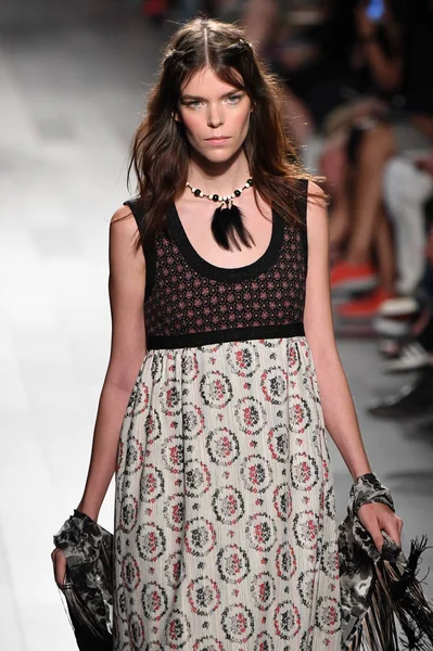 Anna Sui fashion show — Stock Photo, Image