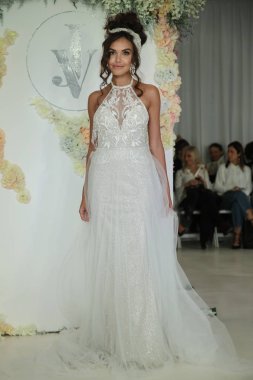 Julie Vino Havana 2018 gelinlik koleksiyonu