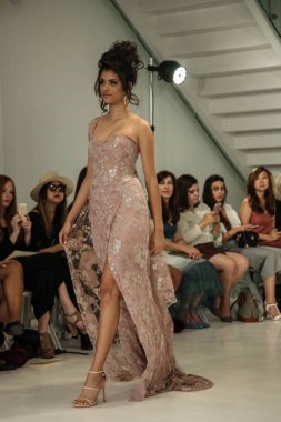  Julie Vino Havana 2018 gelinlik koleksiyonu