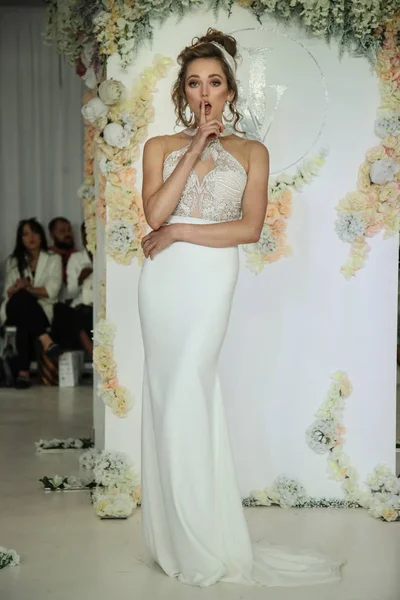 Julie Vino Havana 2018 gelinlik koleksiyonu