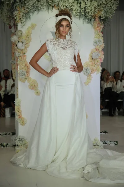 Julie Vino Havana 2018 gelinlik koleksiyonu