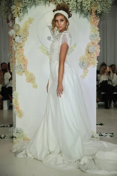 Julie Vino Havana 2018 gelinlik koleksiyonu