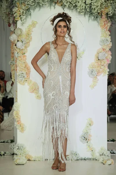 Julie Vino Havana 2018 gelinlik koleksiyonu