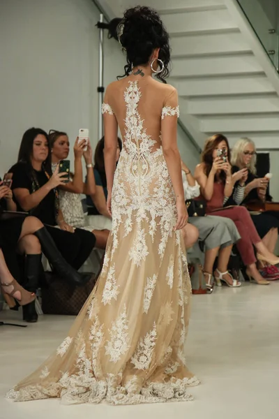  Julie Vino Havana 2018 gelinlik koleksiyonu