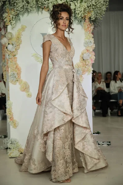  Julie Vino Havana 2018 gelinlik koleksiyonu