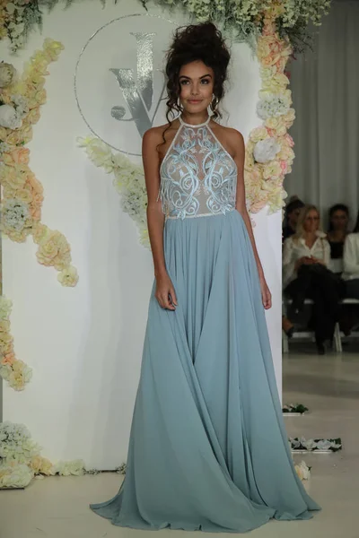  Julie Vino Havana 2018 gelinlik koleksiyonu