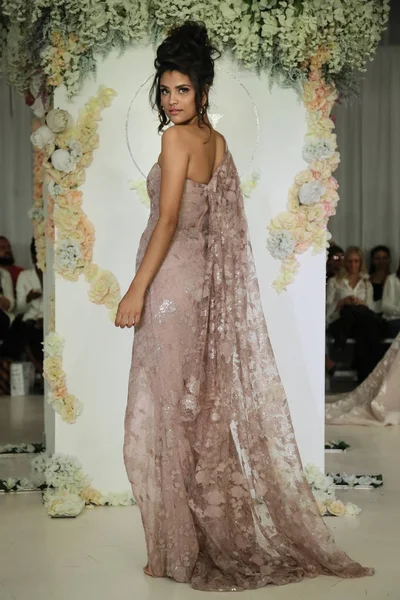  Julie Vino Havana 2018 gelinlik koleksiyonu