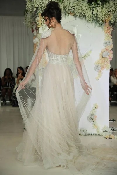  Julie Vino Havana 2018 gelinlik koleksiyonu