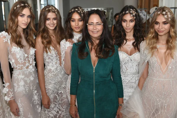  Tasarımcısı Berta Balilti ve modelleri