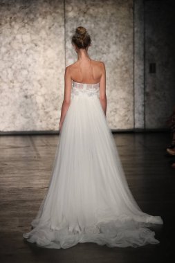  Inbal Dror gelin gösteri