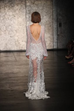  Inbal Dror gelin gösteri